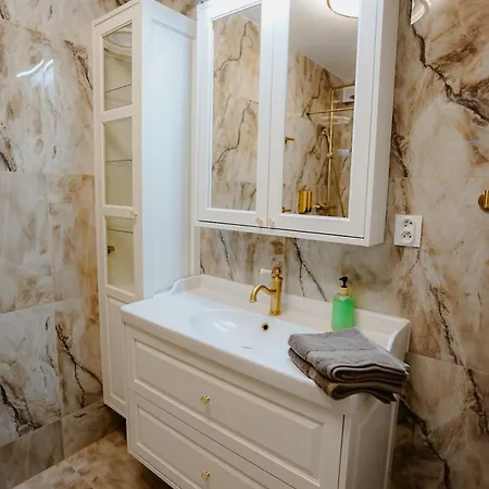 Luxusné Nad Jazerom Apartmán Košice